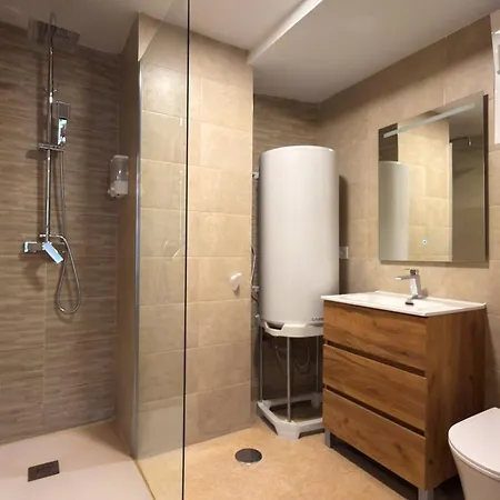 Alc Homes Selfcheck In Alicante